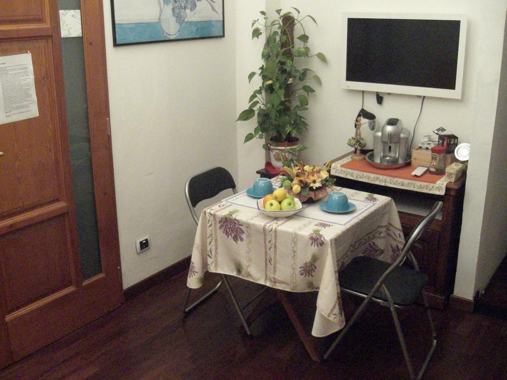 Casa Alle Coste Camere In Affitto Маса Маритима Стая снимка