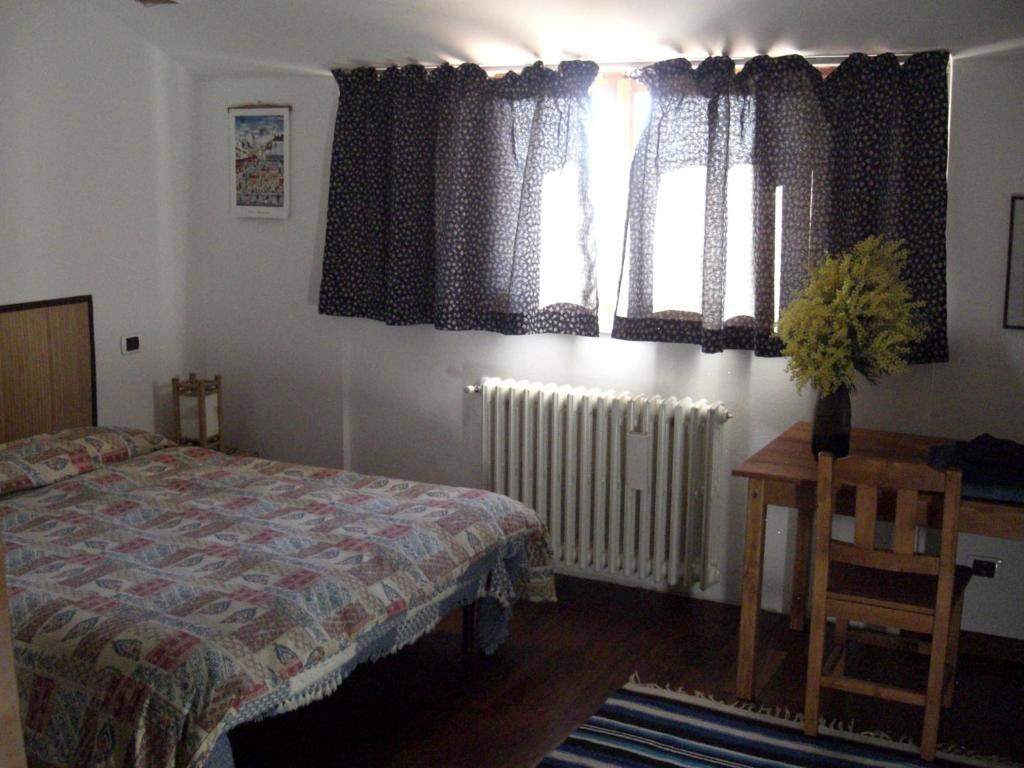 Casa Alle Coste Camere In Affitto Маса Маритима Стая снимка