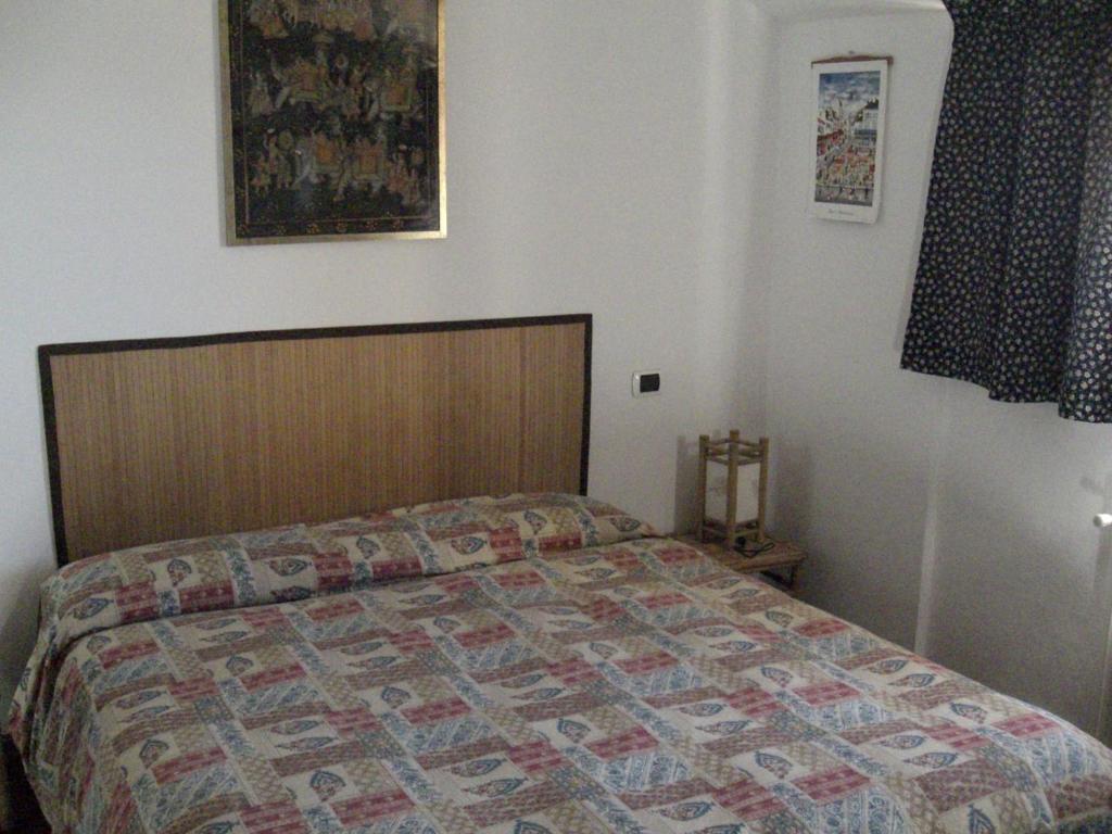 Casa Alle Coste Camere In Affitto Маса Маритима Екстериор снимка