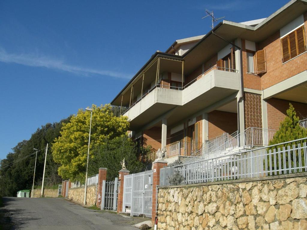 Casa Alle Coste Camere In Affitto Маса Маритима Екстериор снимка